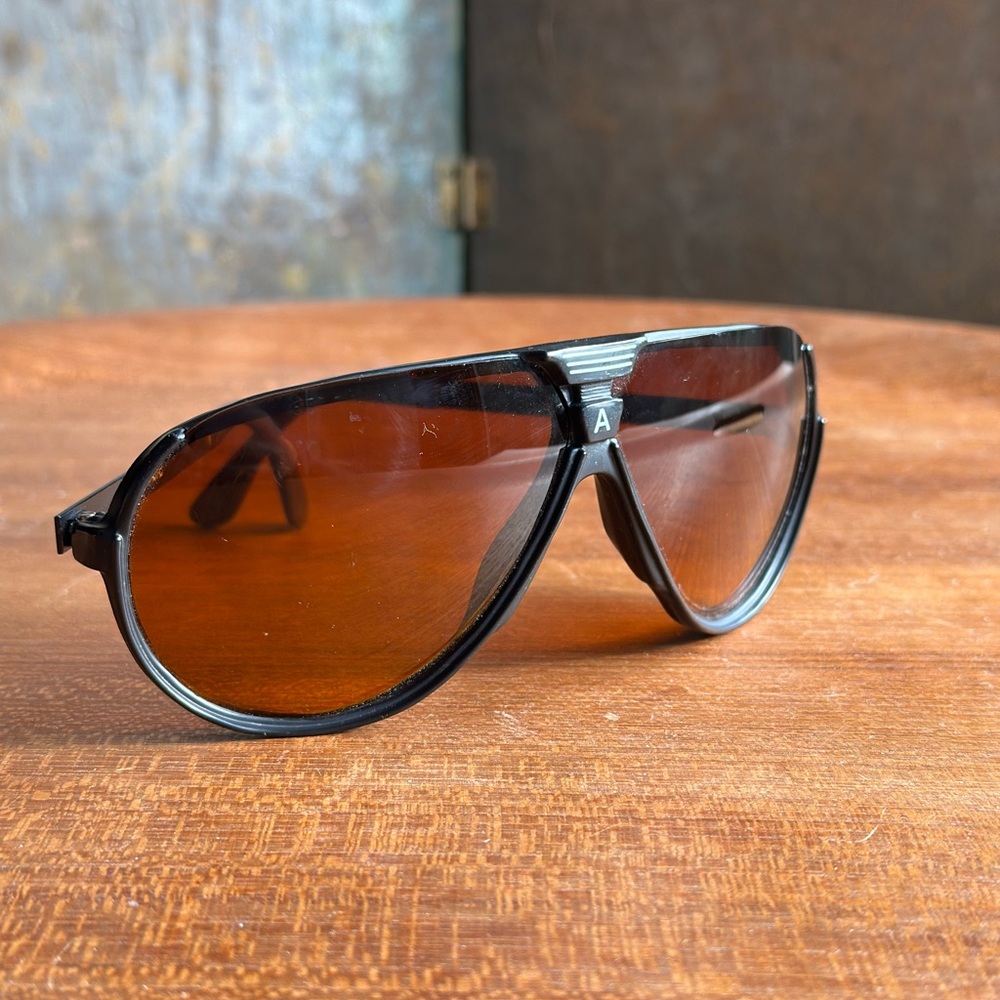 AMBERVISION 70s Ski Sports Aviator Sunglasses